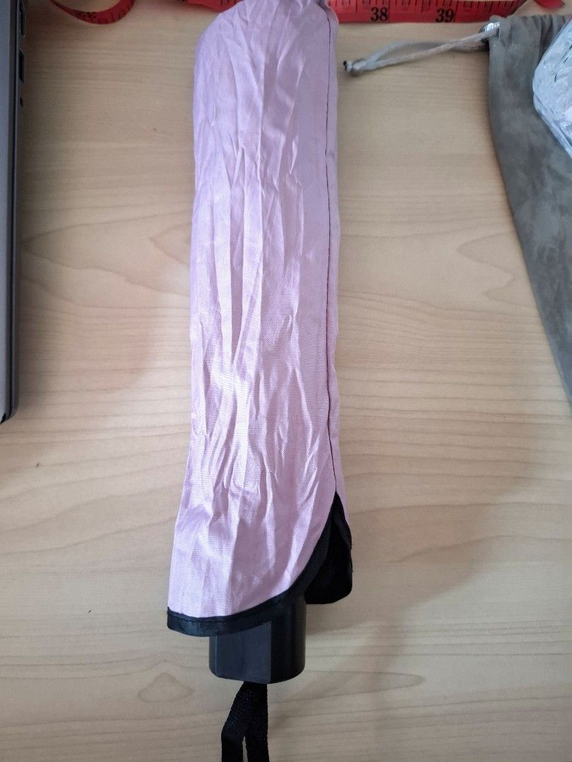 Pink and Black Foldable Umbrella (Category: Umbrellas) located in Quezon City. Submitted by an.marie (Listing ID 1426792463, Image 2). Description: colors avail: pink, black .