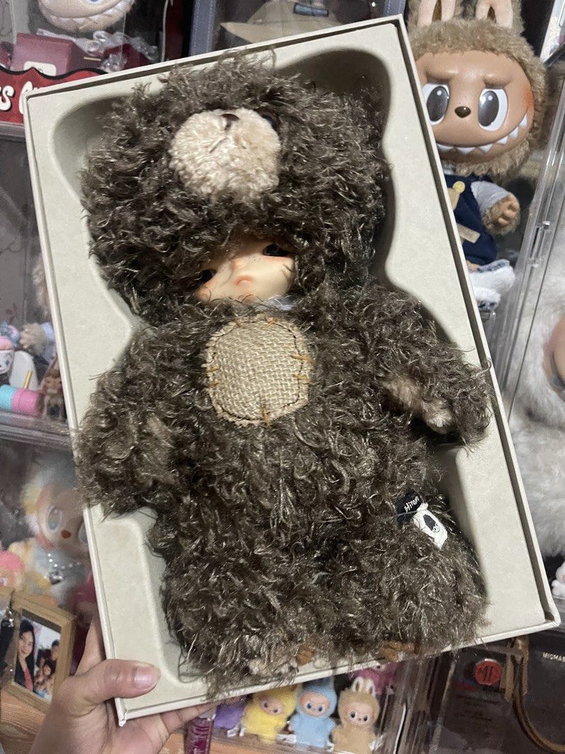Popmart Hirono Bear unsealed (Category: Designer & Blind Box Toys) located in Paranaque City. Submitted by cloud1312 (Listing ID 1426911875, Image 1). Description: Brandnew but unsealed Never na display For check the item only.