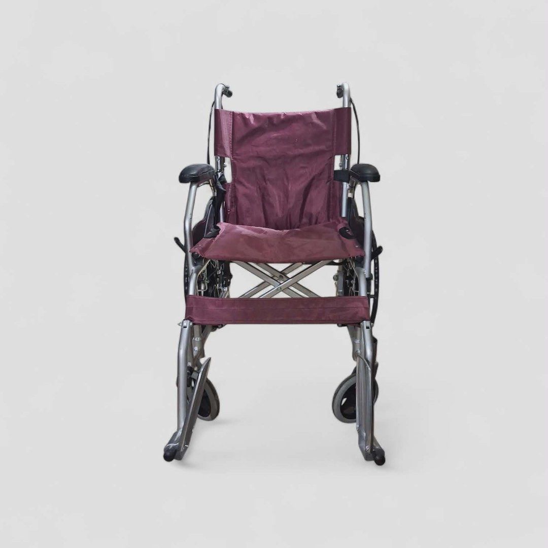 Portable wheelchair (Category: Wheelchairs) located in Pasig City. Submitted by stelala19 (Listing ID 1426906910, Image 1). Description: Lightweight and portable wheelchair • foldable and easy to transport • comfortable seat and steady frame • ideal for travel or home use • issue: needs tire replacement Shpg c/o buyer MOP: GCash/BPI/BDO Location: Pasig City .