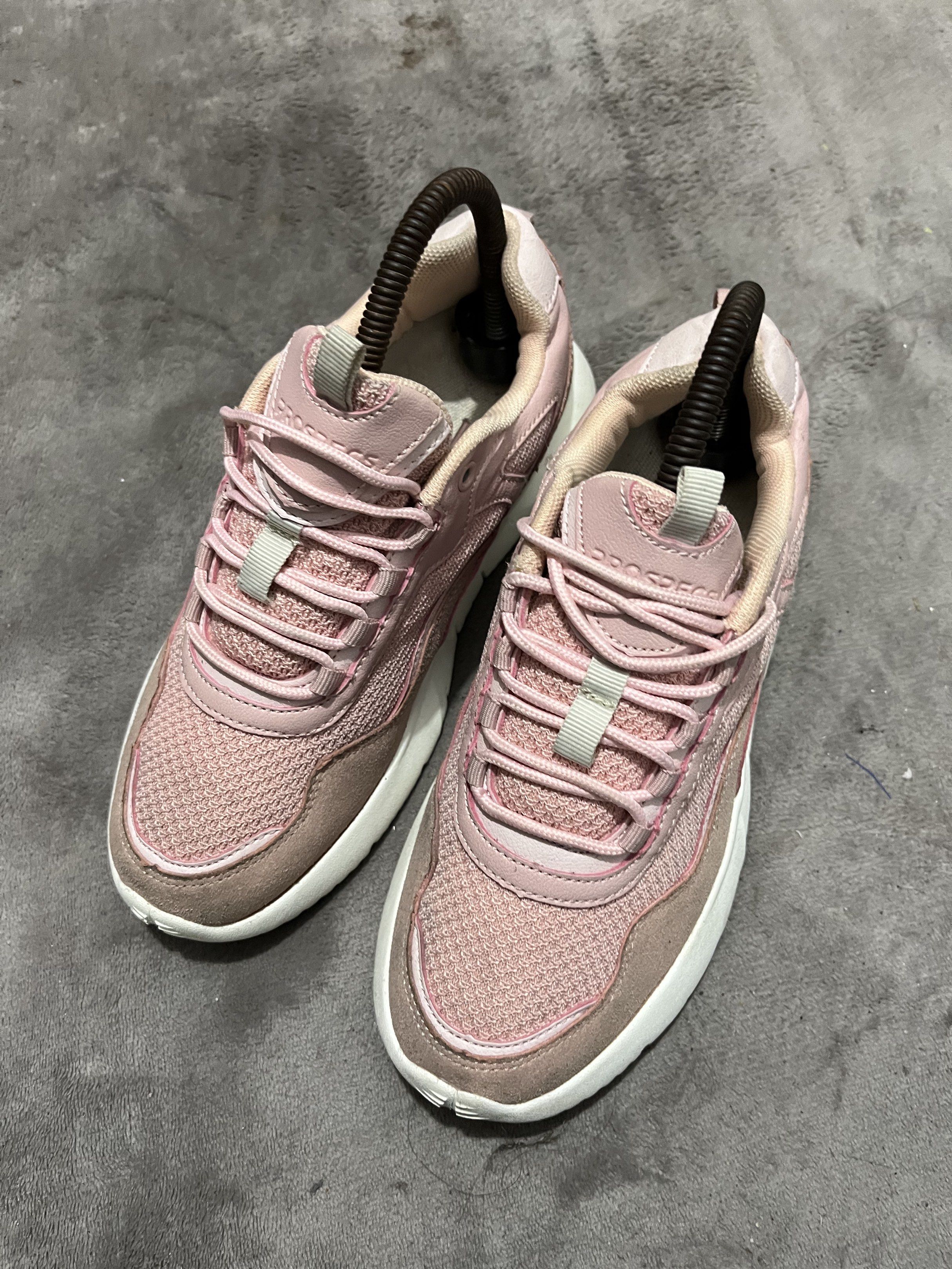 Pro-Specs Stax 2 | Size 6.5 womens (Category: Sneakers) located in General Trias. Submitted by zrchustle.604 (Listing ID 1426956729, Image 2). Description: Pro-Specs Stax 2 The shoe in the image is a Pro-Specs sneaker, specifically consistent with the Stax 2 model in pink. Pro-Specs is a well-known Korean sports shoe brand..