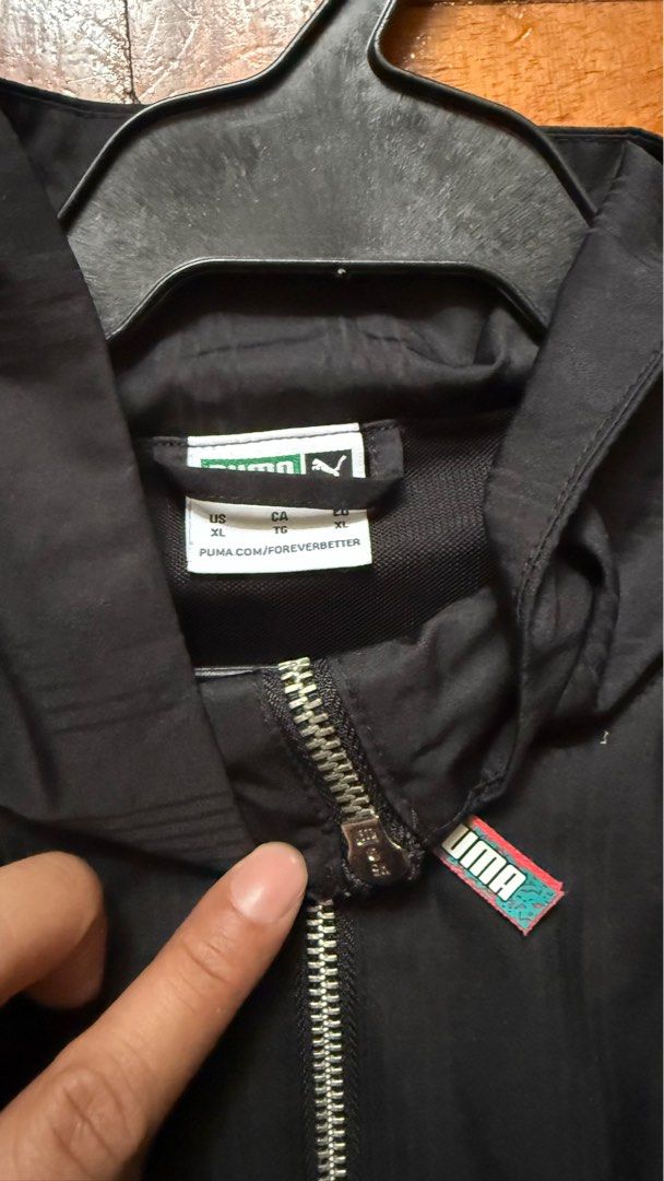 Puma Y2K jacket (Category: Activewear) located in Quezon City. Submitted by reidify (Listing ID 1426824893, Image 3). Description: used once Bought in puma website in 2024 25 x 29 ( adjustable) .