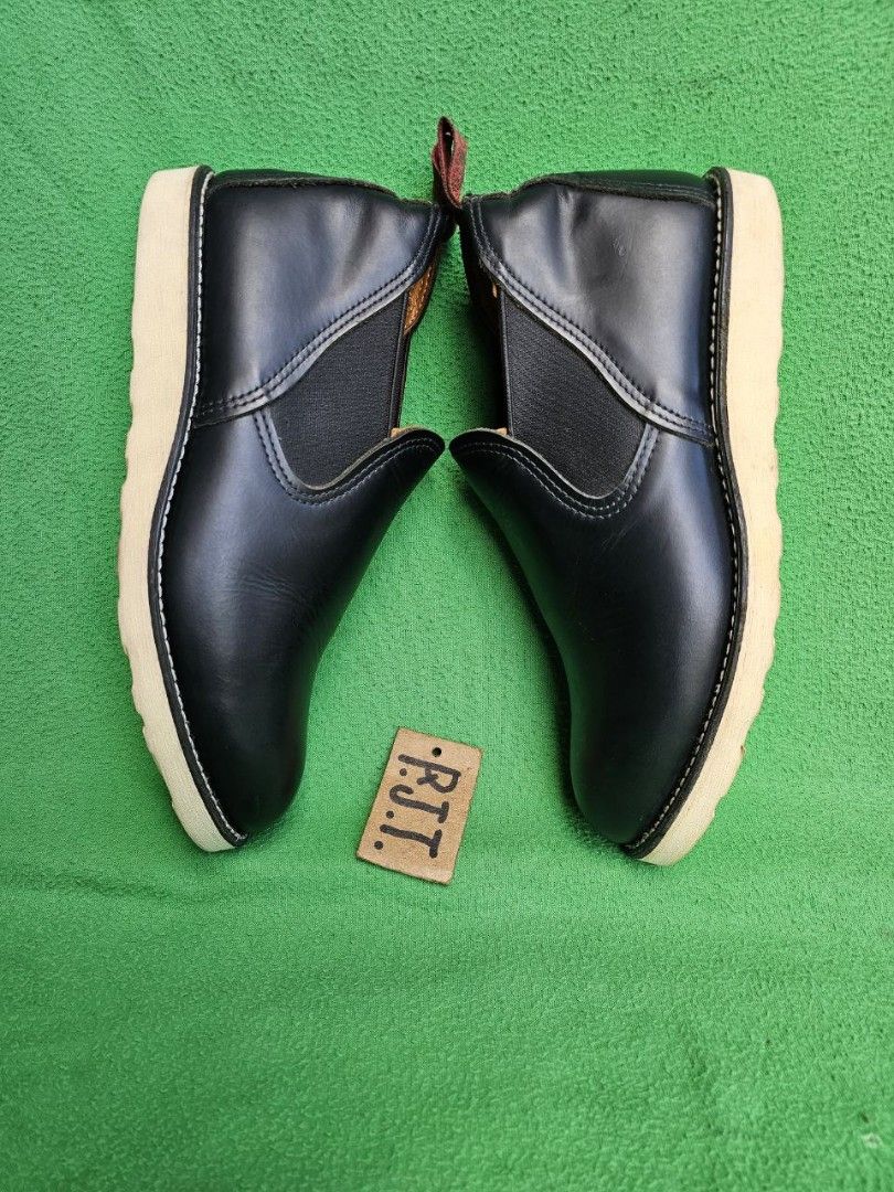 Red Wing 8142 Chelsea Boots (Category: Boots) located in Baguio. Submitted by rjtbootshop2600 (Listing ID 1426803080, Image 3). Description: US 10 E | EU 43 | 28 cm Slightly Negotiable.