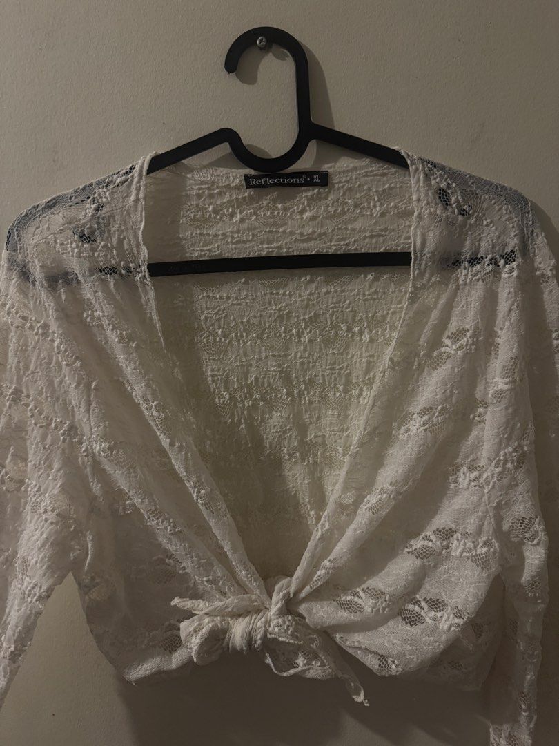 Reflections White Lace Bolero XL (Category: Others Tops) located in Paranaque City. Submitted by kdpreloved_ (Listing ID 1426898348, Image 1). Description: Cover up No flaw.