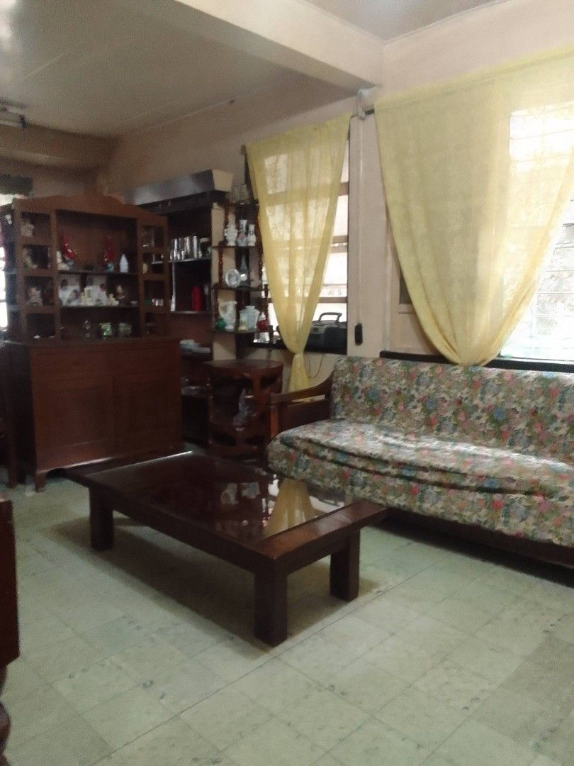 Room for Rent (Category: Room Rentals) located in Makati City. Submitted by rodolfoayco.paz (Listing ID 1426803610, Image 2). Description: 1 Room, common Cr and kitchen, Makati Area, near school, wet market, Church and Brgy. Hall..