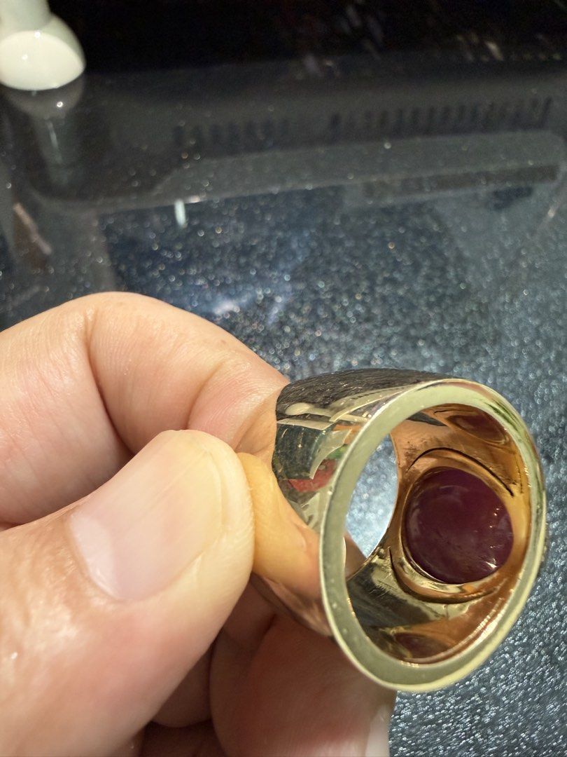 Ruby Gold Ring (Category: Jewelry) located in Singapore. Submitted by caleanhvu (Listing ID 1426936998, Image 4). Description: Beautiful handicraft gold ring with a large ruby gemstone. A stunning piece of jewelry for men to be weared to thumb finger. Natural Ruby gemstone size: 16,7mm x 13,7mm x 10,2mm Real Gold 14k Total Weight: 29,37 gram .