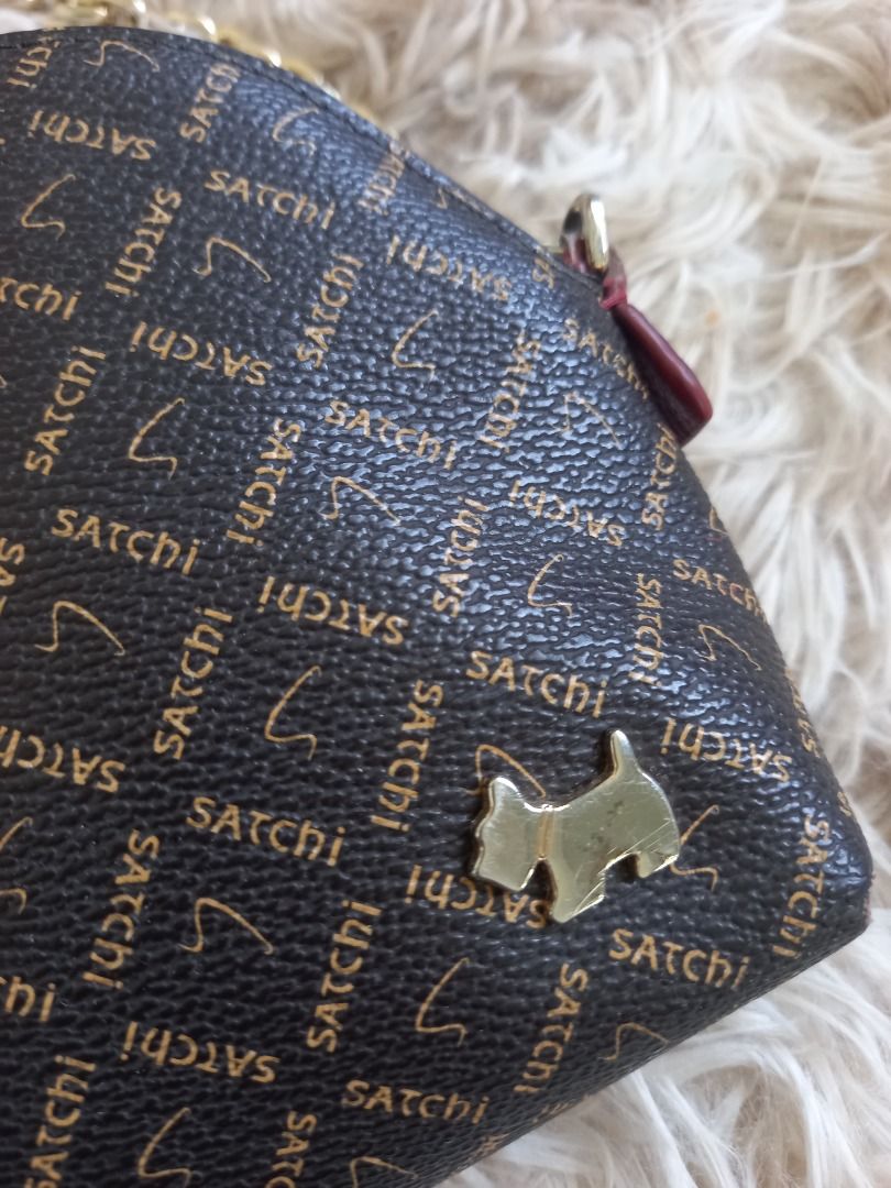 SATCHI (Category: Cross-body Bags) located in Bulacan. Submitted by mariekitkit (Listing ID 1426918797, Image 3). Description: 𝘋𝘪𝘴𝘤𝘭𝘢𝘪𝘮𝘦𝘳: 𝙏𝙝𝙚 𝙨𝙝𝙤𝙥 𝙢𝙖𝙧𝙞𝙚𝙠𝙞𝙩𝙠𝙞𝙩 𝘢𝘳𝘦 𝘯𝘰𝘵 𝘢𝘴𝘴𝘰𝘤𝘪𝘢𝘵𝘦𝘥 𝘰𝘳 𝘢𝘧𝘧𝘪𝘭𝘪𝘢𝘵𝘦𝘥 𝘸𝘪𝘵𝘩 𝘢𝘯𝘺 𝘰𝘧 𝘵𝘩𝘦 𝘣𝘳𝘢𝘯𝘥𝘴 𝘧𝘦𝘢𝘵𝘶𝘳𝘦𝘥.𝘈𝘭𝘭 𝘵𝘳𝘢𝘥𝘦𝘮𝘢𝘳𝘬𝘴, 𝘭𝘰𝘨𝘰𝘴 𝘢𝘯𝘥 𝘤𝘰𝘱𝘺𝘳𝘪𝘨𝘩𝘵𝘴 𝘳𝘦𝘴𝘦𝘳𝘷𝘦𝘥 𝘵𝘰 𝘵𝘩𝘦 𝘰𝘳𝘪𝘨𝘪𝘯𝘢𝘭 𝘣𝘳𝘢𝘯𝘥 𝘰𝘸𝘯𝘦𝘳..