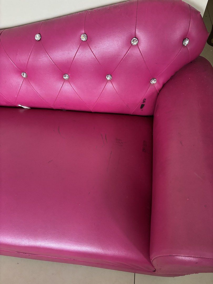 Sofa for Sale (Category: Sofas) located in Caloocan City. Submitted by gabsmilevi99640 (Listing ID 1426806553, Image 2). Description: Pink Princess Couch European Sofa Buy AS IS Has cat scratches and needs cleaning Can be reupholstered DM me for more videos SF by buyer.