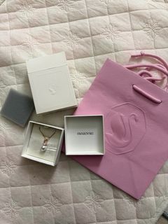 (Category: ) located in . Submitted by minimalist.declutter (Listing ID 1426811260, Image 1). Description: .