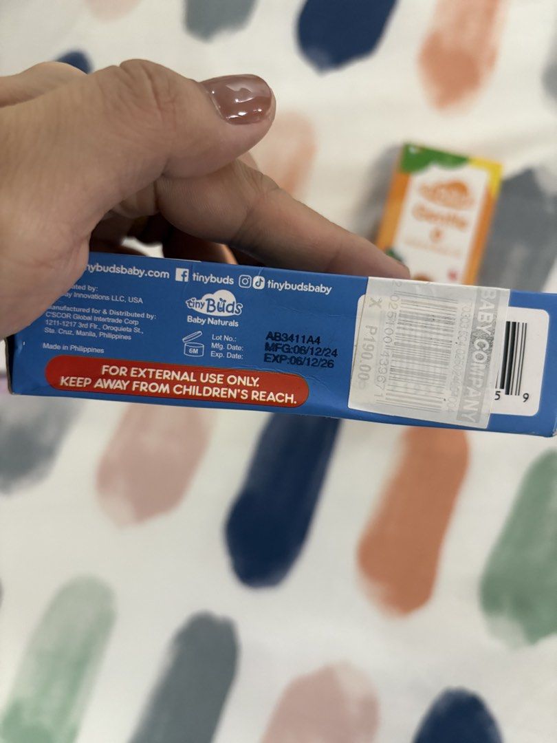 Tiny Buds Baby Acne, After Bites, Gentle 6 (Category: Baby Toiletries & Grooming) located in Malabon City. Submitted by monstershaaa (Listing ID 1426804924, Image 3). Description: take all only (all brandnew) ‼️ expired na po yung purple box 2025 pero isasama ko na lang sya ng bigay as free kayo na po bahala kung gagamitin nyo or hindi all original bought in tinybuds store personal used ng baby ko. rfs : decluttering .