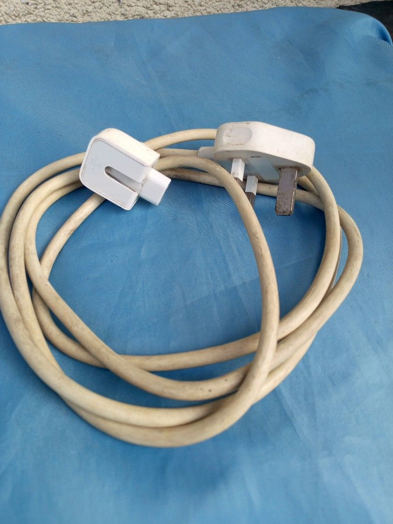 Used apple power cable extension (Category: Electrical, Adaptors & Sockets) located in Marikina City. Submitted by norman213 (Listing ID 1426882415, Image 2). Description: - Used Apple power cable extension - White color - Fully functional - Extends power reach.