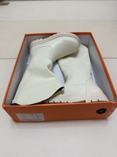 （分類：）位於 。 由 yuetkama 提交（商品編號 1426901588，圖片 1）。簡介： 。