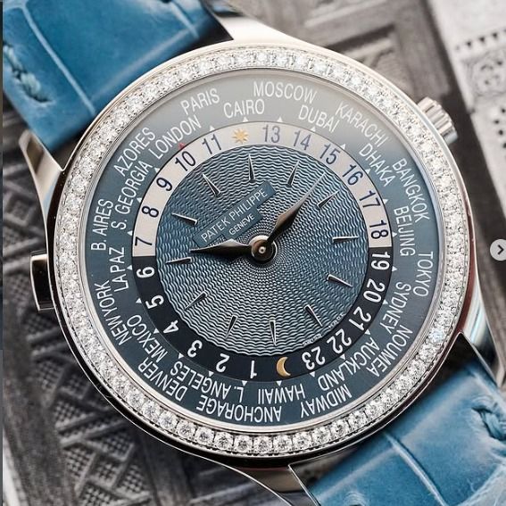 💸WTB Patek Philippe 7130G-016 |ANY DIAL|NEW OR USED|Full set / partial set / watch only|Local or overseas (Category: Men's Watches) located in Singapore. Submitted by buyingrolexcash (Listing ID 1426871246, Image 1). Description: 💸WTB Patek Philippe 7130G-016 |ANY DIAL|NEW OR USED|Full set / partial set / watch only|Local or overseas HIGH PRICE GUARANTEED | PRIVATE BUYER | IMMEDIATE PAYMENT PAYING TOP MARKET PRICE – NO LOWBALLING FREE , QUICK ,