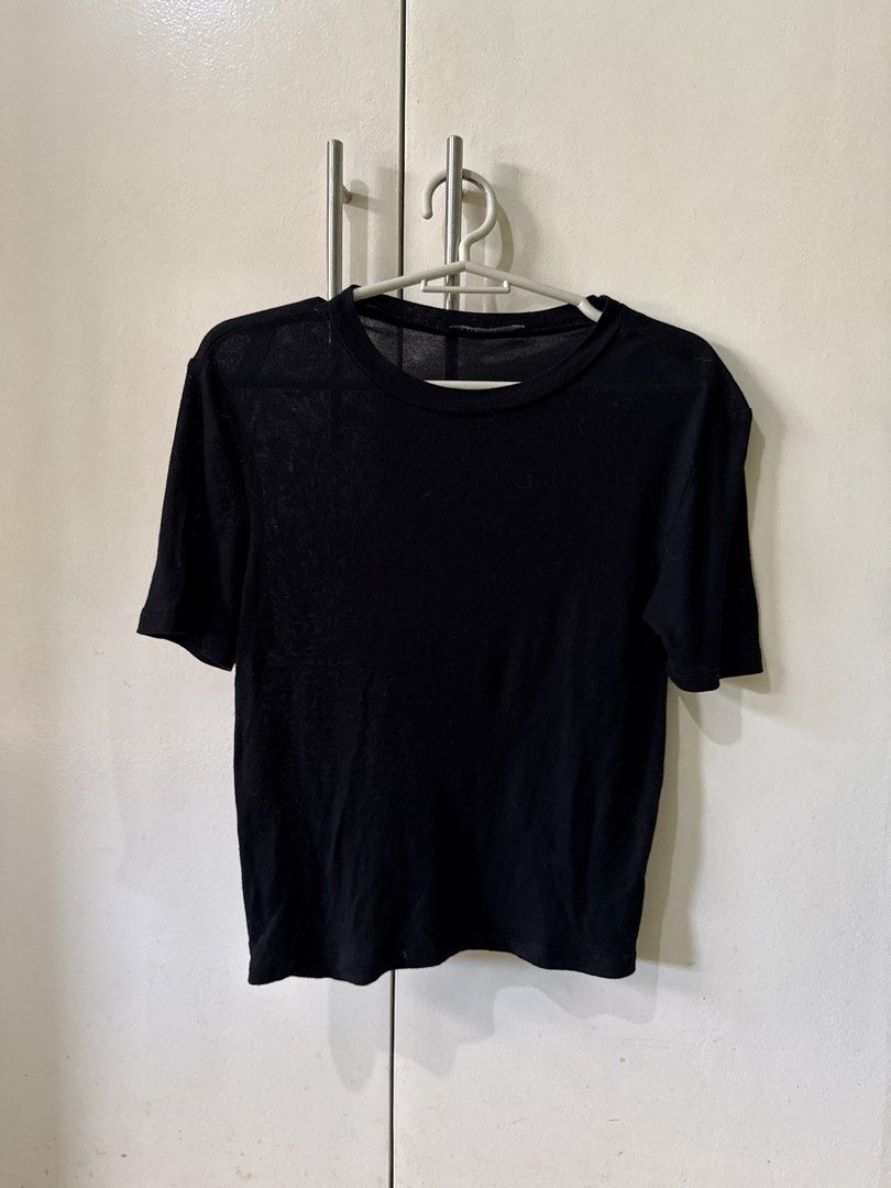 Zara Black T-shirt - Size S (Category: Shirts) located in Marikina City. Submitted by moonchok (Listing ID 1426831678, Image 1). Description: Authentic Zara shirt. Very lightweight A bit see through A simple, versatile piece suitable for everyday wear. Worn once! Bought at Zara powerplant Out of stock sa stores .