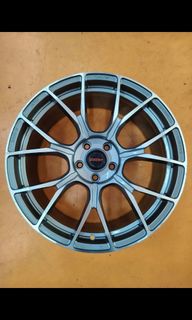 (Category: ) located in . Submitted by ls.tyres (Listing ID 1296814809, Image 1). Description: .