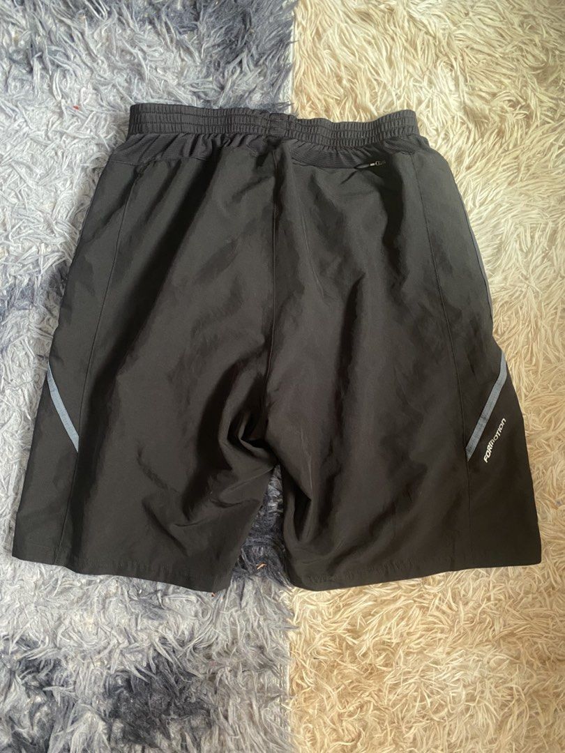 Adidas Response Climacool Running Shorts (Category: Shorts) located in Quezon City. Submitted by thriftdwnmemorylane (Listing ID 1427135712, Image 2). Description: size small on tag length: 20’ waist: 26-30.