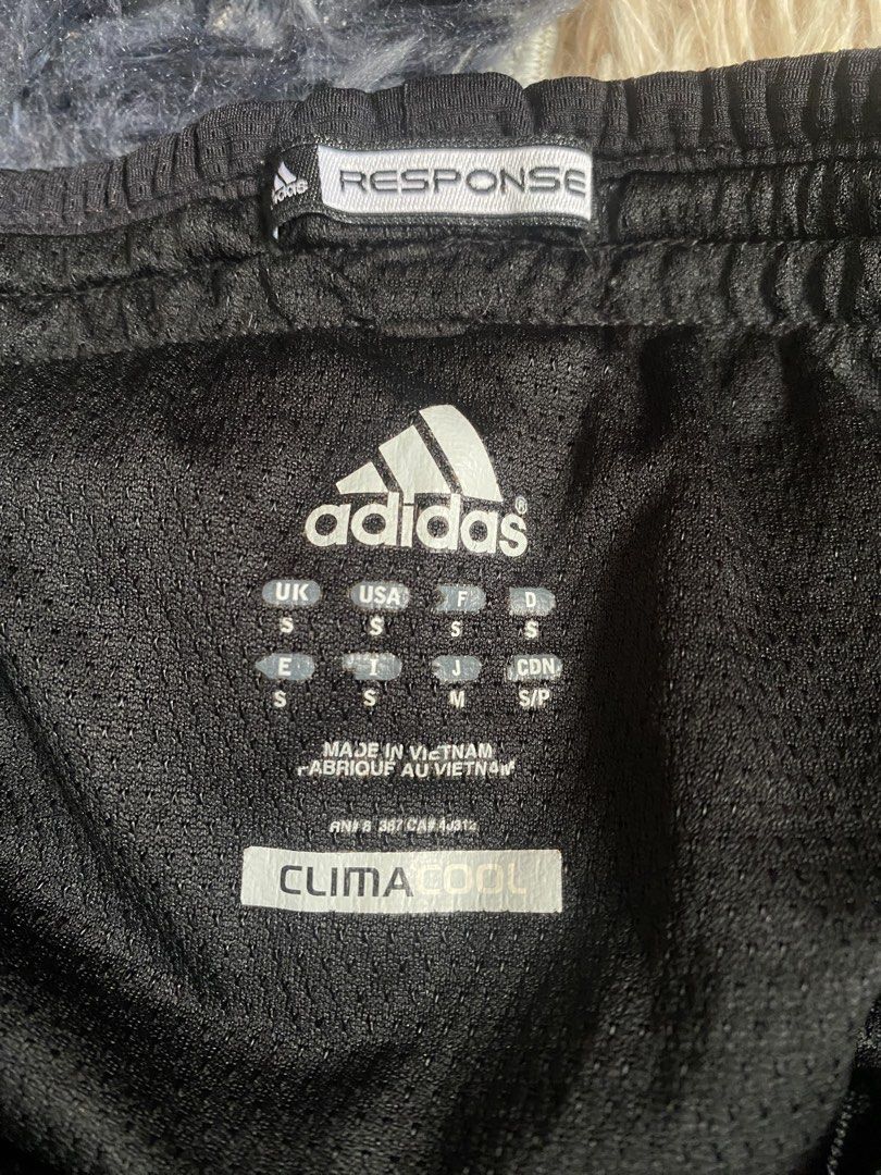 Adidas Response Climacool Running Shorts (Category: Shorts) located in Quezon City. Submitted by thriftdwnmemorylane (Listing ID 1427135712, Image 3). Description: size small on tag length: 20’ waist: 26-30.