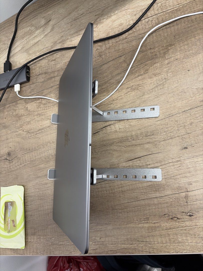 Apple MacBook Air - M1 2020, 8GB,256GB420570408357744646