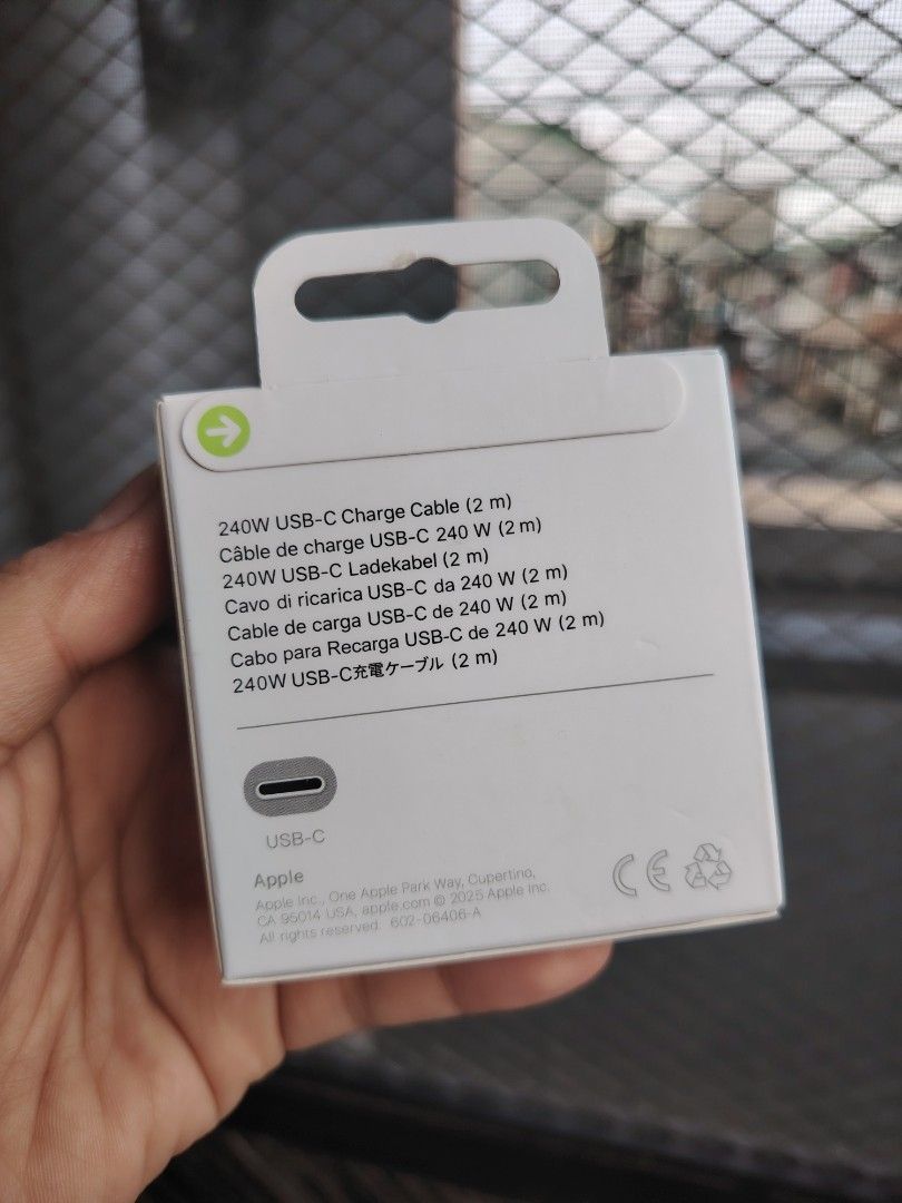 Apple Original 240w Usb-C Braided Cable 2m (Category: Cables & Chargers) located in Makati City. Submitted by isakie (Listing ID 1426975457, Image 3). Description: ORIGINAL APPLE🍏 USB-C 240W C to C 2m Braided Cable Macbook air pro / iPad Pro Cable charger MODE OF PAYMENT ✅COD ✅GCASH ✅PAYMAYA VIA LALAMOVE, GRAB OR U CAN BOOK YOUR OWN RIDER TO PICK UP. 7DAYS WARRANTY AND SAME DAY DELIVERY ‼️ Pm for sure buyer 😉.