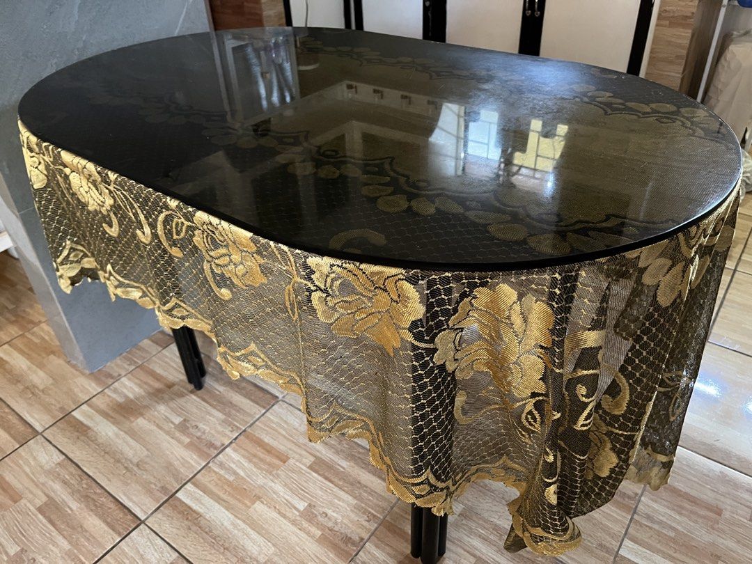 Black Oval Table (glass top) (Category: Tables & Sets) located in Rizal. Submitted by shifshop (Listing ID 1426996161, Image 2). Description: .