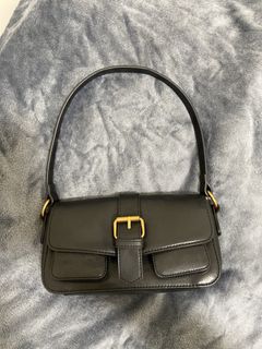 （分類：）位於 。 由 bluejayami 提交（商品編號 1427061977，圖片 1）。簡介： 。