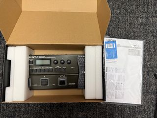 （分類：）位於 。 由 yelnatstan 提交（商品編號 1427037637，圖片 1）。簡介： 。