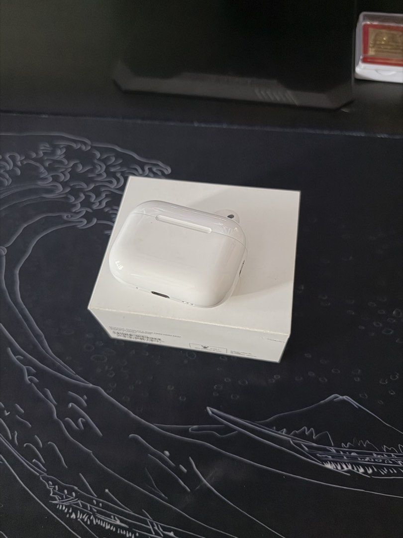 CASE ONLY(AirPods Pro 3)