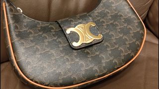 （分類：）位於 。 由 vintage_len 提交（商品編號 1427113899，圖片 1）。簡介： 。