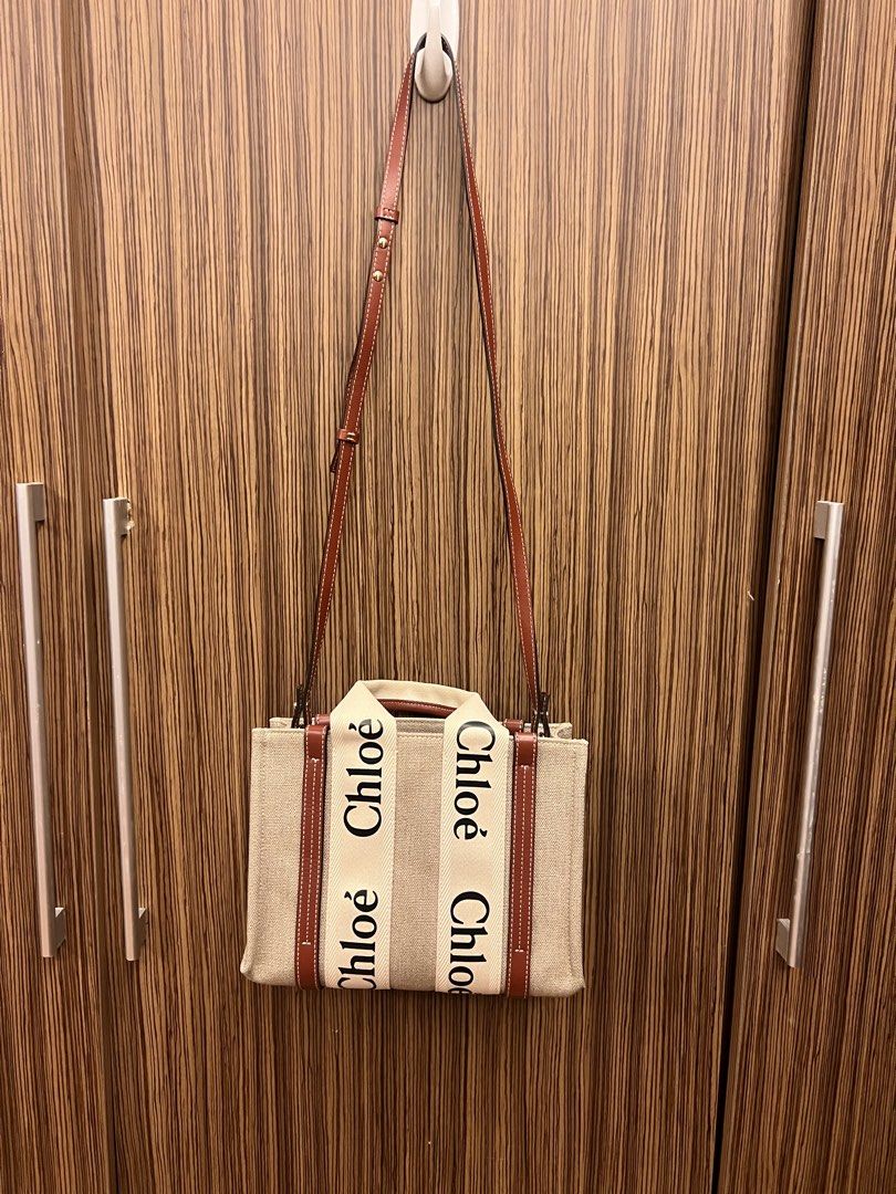 Chloe Woody Tote Bag (Category: Luxury Bags & Wallets) located in Paranaque City. Submitted by katlopez0214 (Listing ID 1427061602, Image 2). Description: In excellent condition With dustbag 100% authentic .