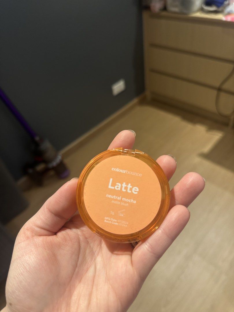 Colourette Colourbounce Latte (Category: Makeup) located in Quezon City. Submitted by patbrandeditems (Listing ID 1427014273, Image 3). Description: Can be used as blush or brontour Mochi type Buildable Perfect for any skin type.