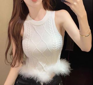 (Category: ) located in . Submitted by porcelain_b (Listing ID 1426973297, Image 1). Description: .