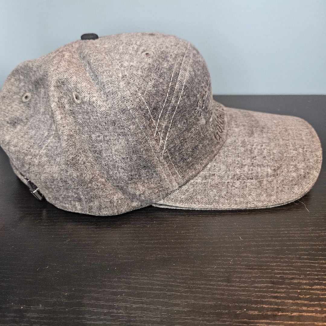 Golden Bear Split Panel Hat (Category: Caps & Hats) located in Santa Rosa. Submitted by mcaps26 (Listing ID 1427008208, Image 2). Description: Golden Bear Cap -Adjustable zip type lock Discounts for purchases of 3 or more caps. Drop a message for inquiries. .