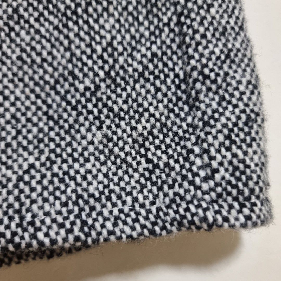 Gray Tweed High Waist Shorts (Category: Shorts) located in Pasig City. Submitted by lesmitch (Listing ID 1427057333, Image 3). Description: L: 15.5 inc. | Waist: can fit up to 38 inc. ~ Check all photos for the item's actual condition and measurements ~ Payment is via gcash, pay maya or bdo ~ Shipping is via lalamove, grab, j&t or you can book your own preferred courier ~ There could be a slight difference in color due to lighting conditions. Ple