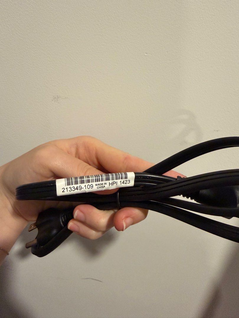 HP 65W Laptop Charger406006603481108483