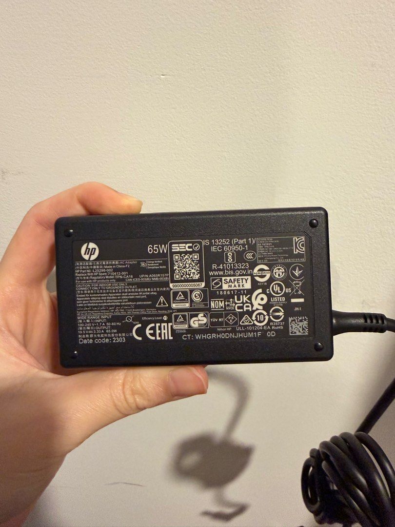 HP 65W Laptop Charger406006603481108480