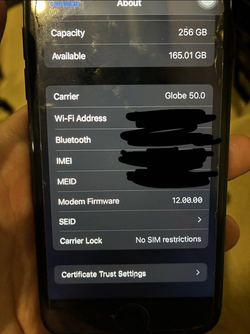 Iphone 7 256gb (Category: iPhone 7 Series) located in Manila. Submitted by jvcci (Listing ID 1427014024, Image 3). Description: Kindly read before messaging Iphone 7 256gb Battery Health: service 60% Issue: maluwag charging port, napalitan na nung 2019. Pero nagccharge padin Pinang youtube at facetime lang hanggang 2023 tapos natambak na ever since. May bago nang pang face time Camera ok, speakers ok no other issues Rfs: decluttering, spare phone