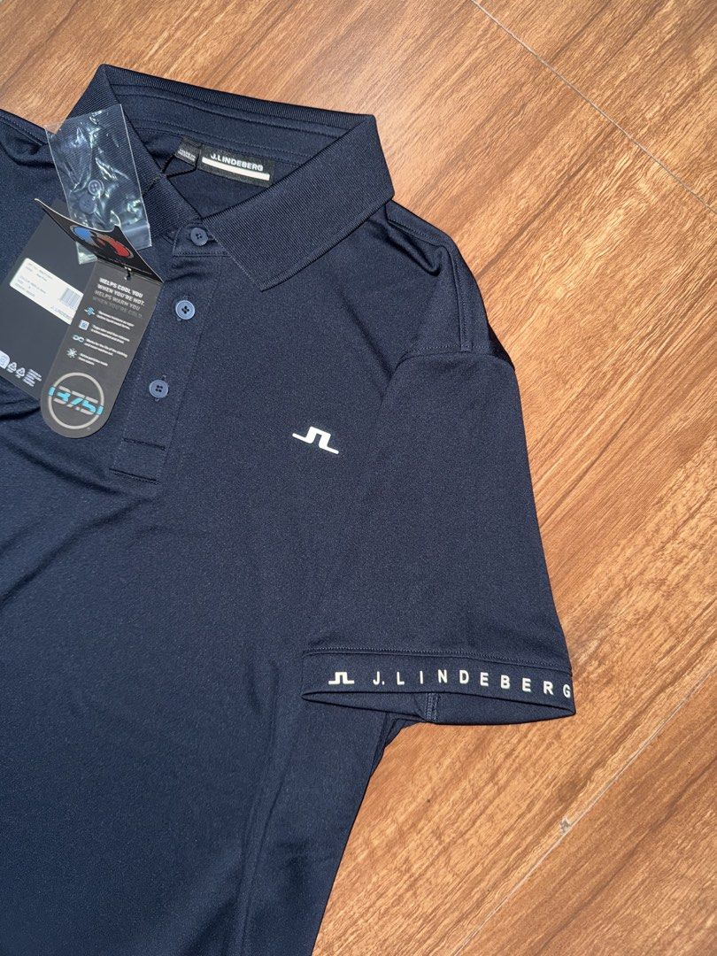 J. Lindeberg Guy Regular Fit Polo Shirt Navy (Category: Tshirts & Polo Shirts ) located in Manila. Submitted by ckftz (Listing ID 1427094065, Image 2). Description: Brand new JL Polo Shirt. 100% Authentic Regular Fit - Small Navy Blue Can do meet-ups around Manila..
