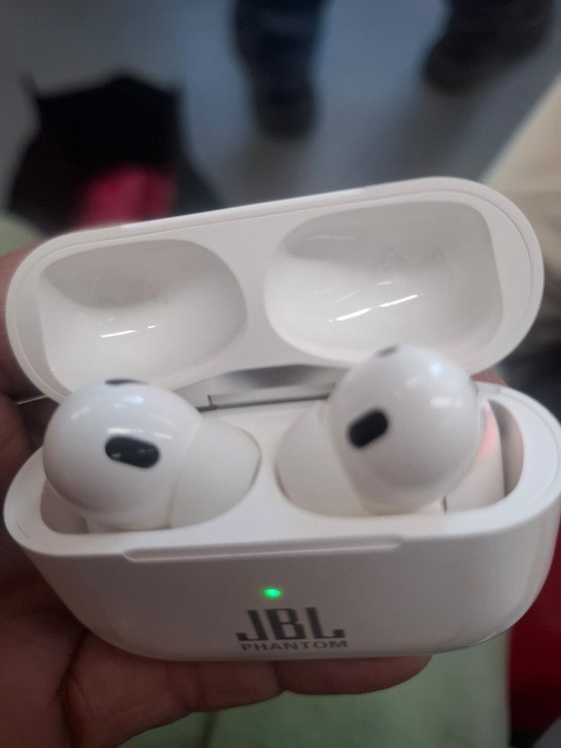 JBL Phantom Wireless Earbuds - White401390465796679681
