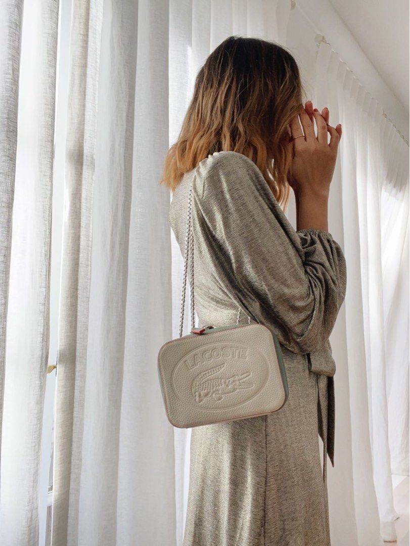 LACOSTE CROCO BAG (Category: Cross-body Bags) located in Paranaque City. Submitted by brandedlab (Listing ID 1426994524, Image 1). Description: GENUINE LEATHER LIKE NEW WITH DUST BAG AND CAREBAG OLIVE GREEN COLOR.