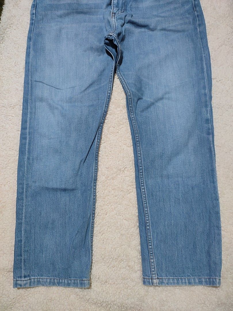 Levi's 508 Regular Taper Jeans W36 L34 (Category: Jeans) located in Manila. Submitted by anthonig (Listing ID 1427112295, Image 3). Description: Levi's 508 jeans in a light blue wash. Features a button fly and the classic Levi's red tab on the back pocket. The size is W36 L34. The jeans have a regular fit with a slight taper. The jeans have a classic five-pocket design. The jeans are made of denim..