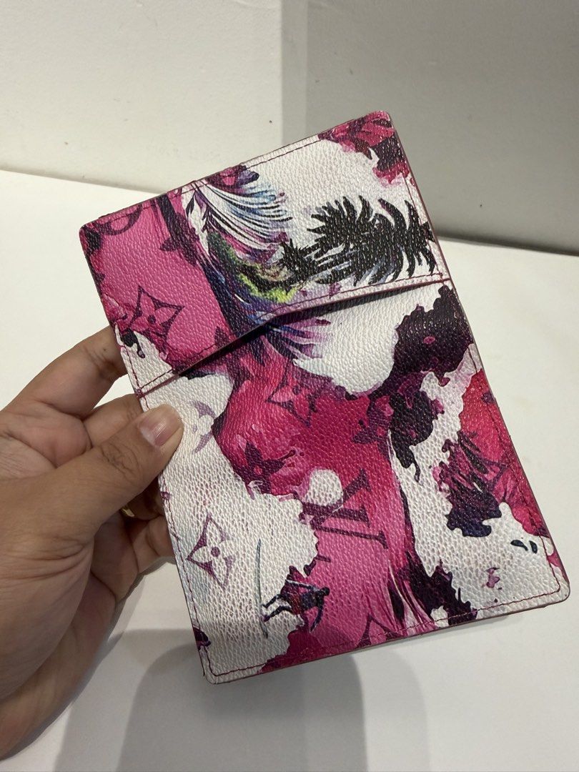 Louis Vuitton Card Holder (Category: Luxury Bags & Wallets) located in Santa Rosa. Submitted by vsshoppe (Listing ID 1427152264, Image 2). Description: As is where is. WYSIWYG. Auth not guaranteed Pls check photos for flaws 1. ) Make offer 2. ) Payment thru Gcash/Maya/BPI (Item + Shipping fee) I can provide QR code 3.) Location: Santa Rosa, Laguna Meet up around Santa Rosa/Binan/Cabuyao Shipping in any location thru J&T or LBC, Lalamove if nearby