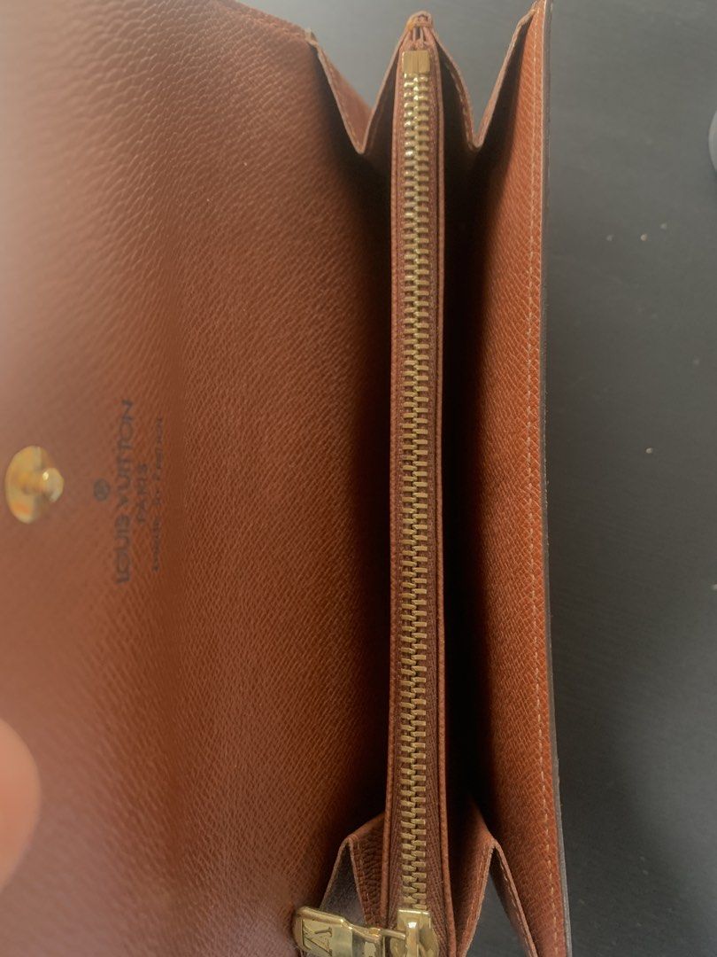 Louis Vuitton Monogram sarah Wallet (Category: Luxury Bags & Wallets) located in San Pablo. Submitted by thrift_to_jerusalem (Listing ID 1427037093, Image 3). Description: Louis Vuitton Monogram Sarah Wallet Authentic 6,000.