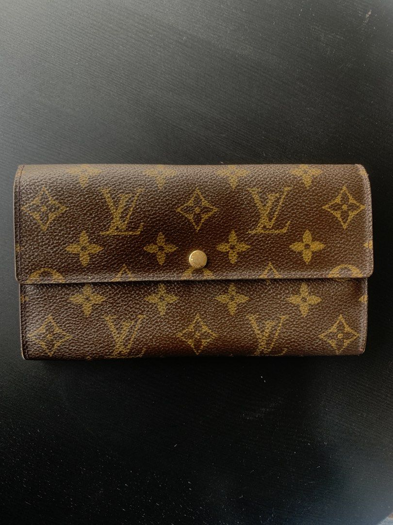 Louis Vuitton Monogram sarah Wallet (Category: Luxury Bags & Wallets) located in San Pablo. Submitted by thrift_to_jerusalem (Listing ID 1427037093, Image 1). Description: Louis Vuitton Monogram Sarah Wallet Authentic 6,000.