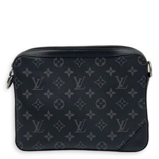 (Category: ) located in . Submitted by carousellluxury (Listing ID 1427003039, Image 1). Description: .
