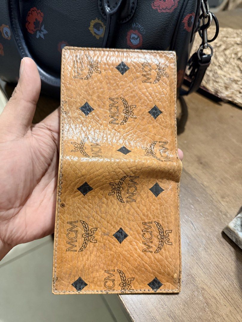 MCM Visetos Bifold Wallet (Category: Luxury Bags & Wallets) located in Paranaque City. Submitted by kimkurtt (Listing ID 1427127015, Image 2). Description: Letting go No gasgas and no butas sa edges sign of use lang Bought in Japan 2019.