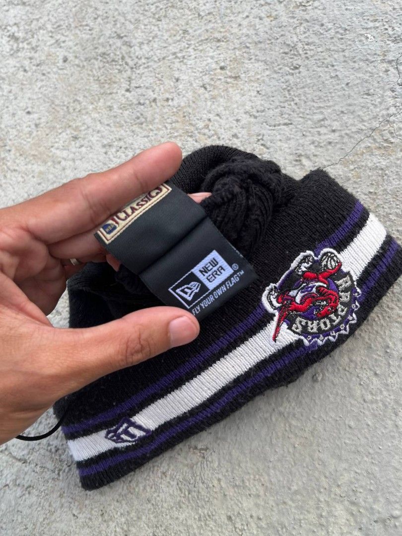 New Era Toronto Raptors Beanie (Category: Caps & Hats) located in Batangas. Submitted by maci24 (Listing ID 1427077670, Image 3). Description: New Era Toronto Raptors Beanie - Complete Tags - C.R 9/10.