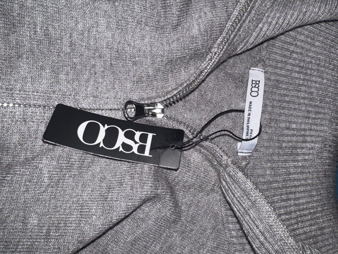 [NEW W TAG] BSCO Zip-Up Sweater (Category: Coats, Jackets and Outerwear) located in Manila. Submitted by keishdbom (Listing ID 1427029732, Image 3). Description: Size M Not my size ): but very very high quality !! Retail price is ₱1,000 NO LOWBALLING. .