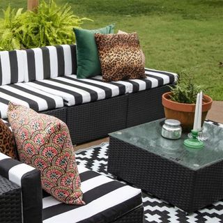 (Category: ) located in . Submitted by centrepiece (Listing ID 1427018440, Image 1). Description: .