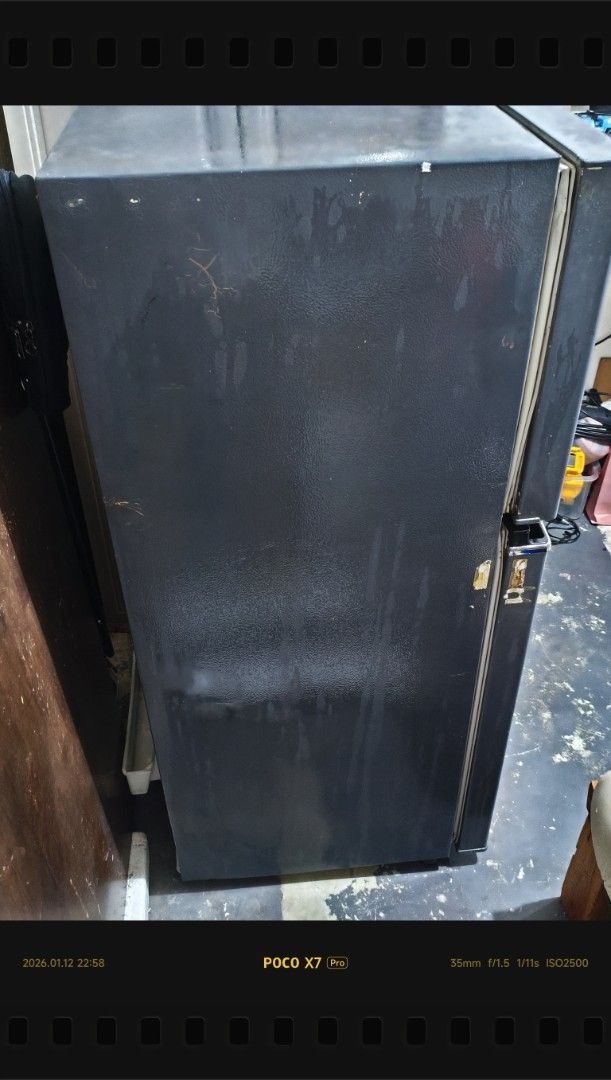 Panasonic 7.5 cu ft 2 door inverter ref defective PCB (Category: Refrigerators and Freezers) located in Pasig City. Submitted by cheapeststuffz (Listing ID 1426987648, Image 3). Description: Panasonic 7.5 cu ft 2 door inverter ref Rush! defective PCB, not turning on no glass tray on top of crisper manual defrost pick up loc Munting Bahayan Subd A. Sandoval Ave Pinagbuhatan Pasig.