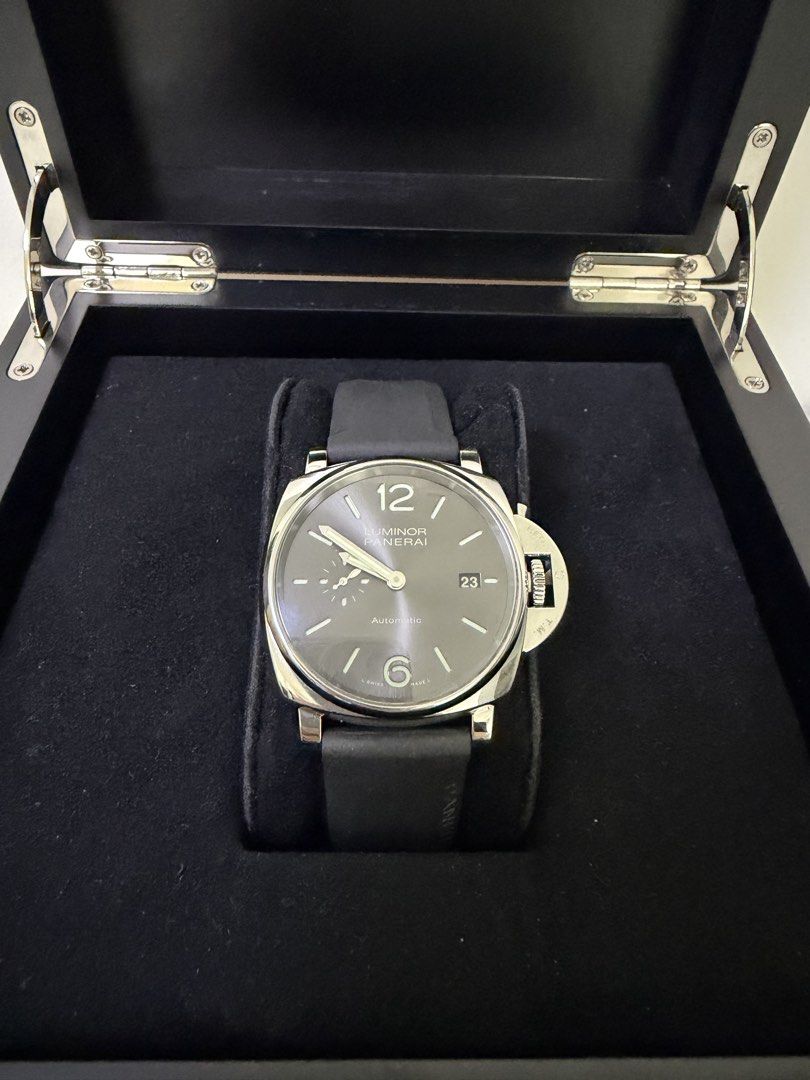 Panerai Luminor PAM 904 (Category: Luxury Watches) located in Manila. Submitted by rhyswatchphil (Listing ID 1427018559, Image 1). Description: 42mm Automatic Year 2019 Full Set Condition 9.8/10 San Juan City/New Manila QC.