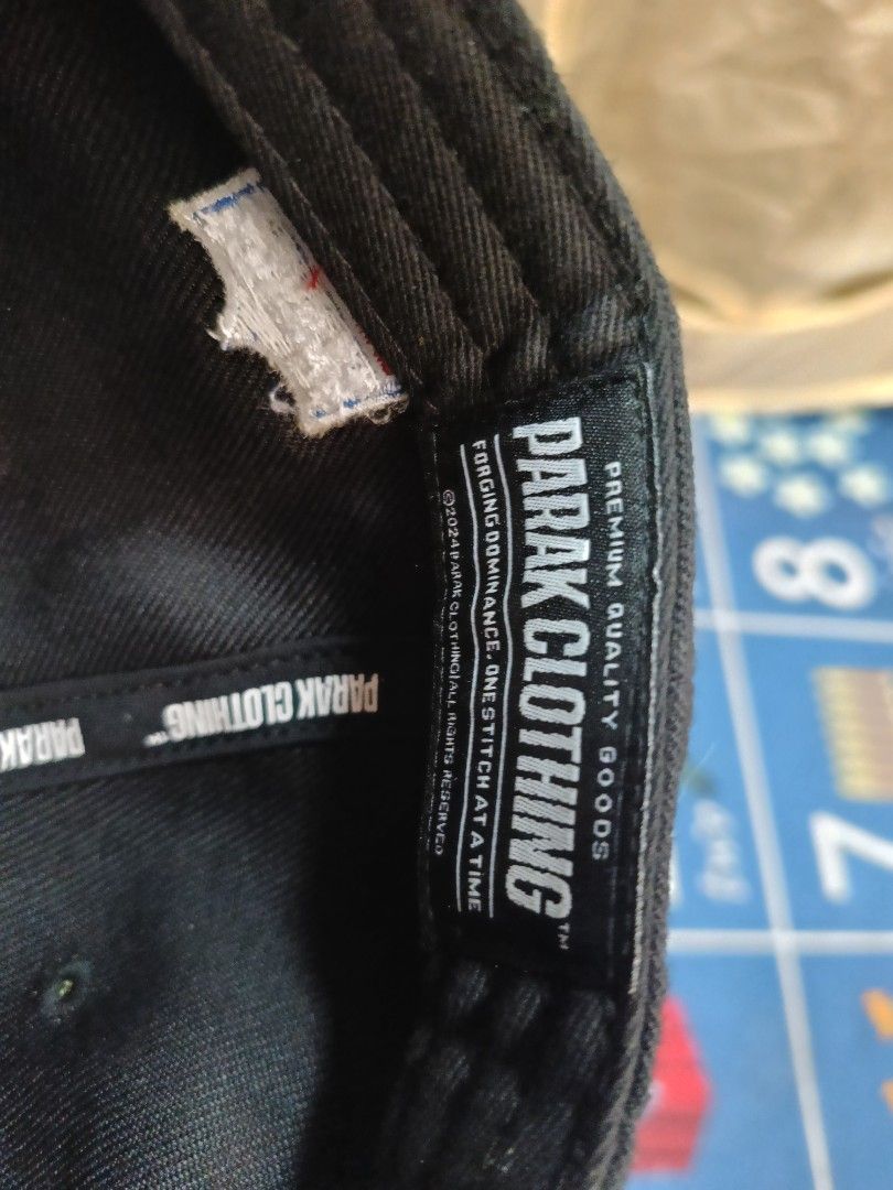 Parak Clothing Cap (Category: Caps & Hats) located in Quezon City. Submitted by 12thfd (Listing ID 1426991661, Image 3). Description: Never been used, not ny type of cap. selling it for ₱500 slightly. nego legit PARAK cap clothing.